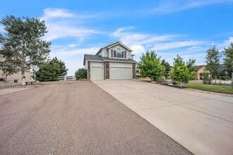 Building Photo - 9811 Carrington Dr