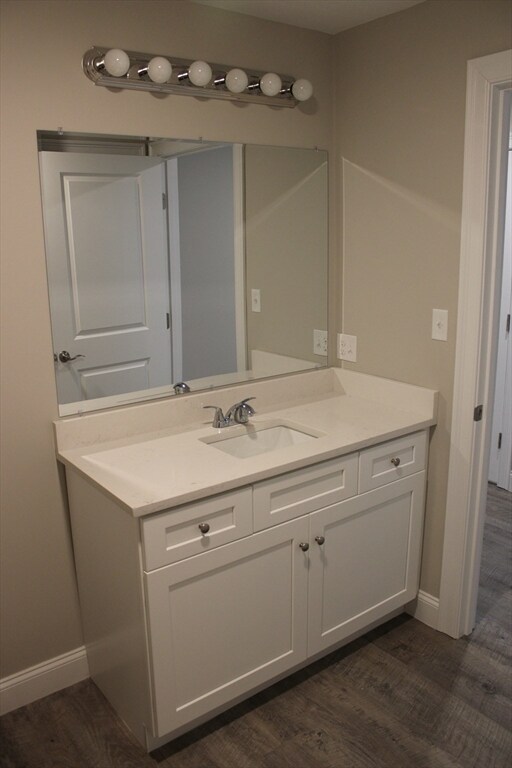 Building Photo - 192 Central St