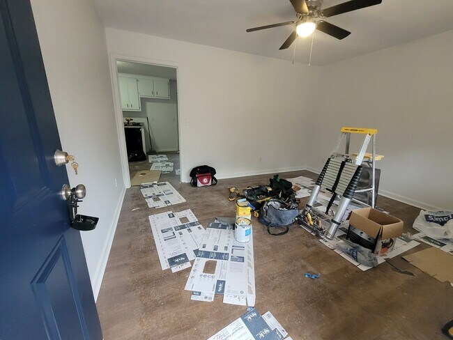 Foto del edificio - 1558 Bluff City Rd