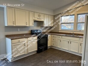 Building Photo - 55 Bellview St