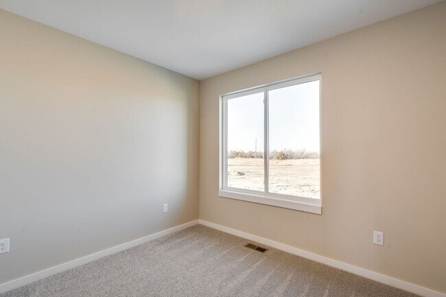 Foto del edificio - Pineway Tracy Plan