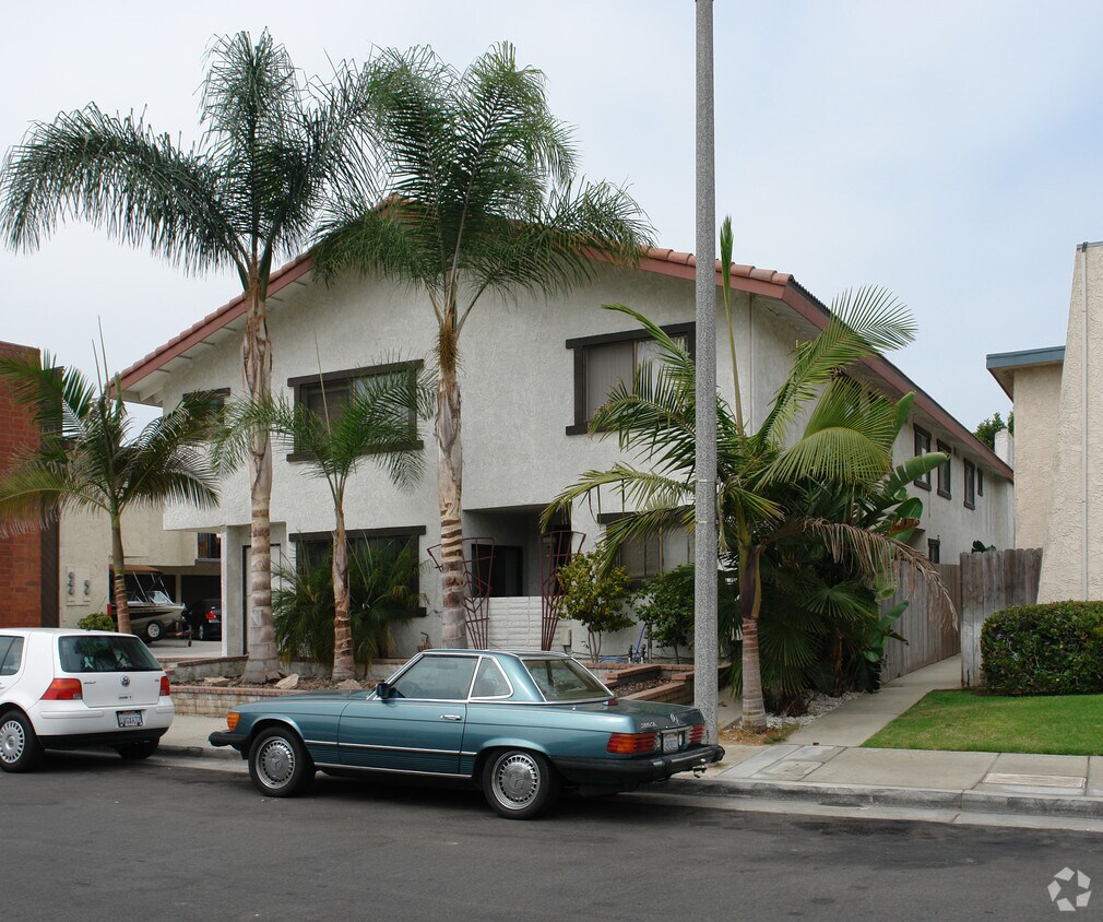 Foto principal - 16771 Blanton St