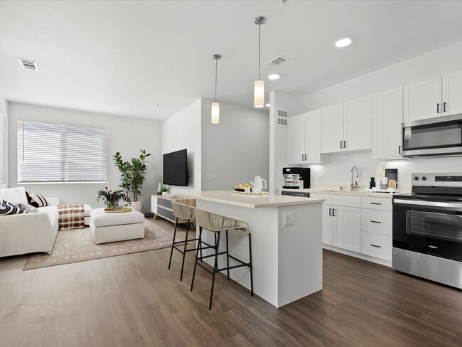 Building Photo - Pinyon Apartments
