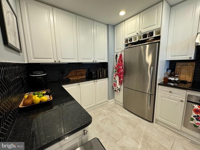 Foto del edificio - 11776 Stratford House Pl