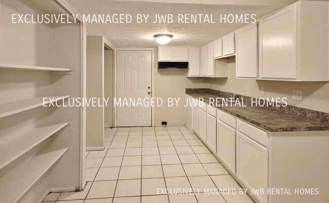 Foto del edificio - 7201 Arlington Expy