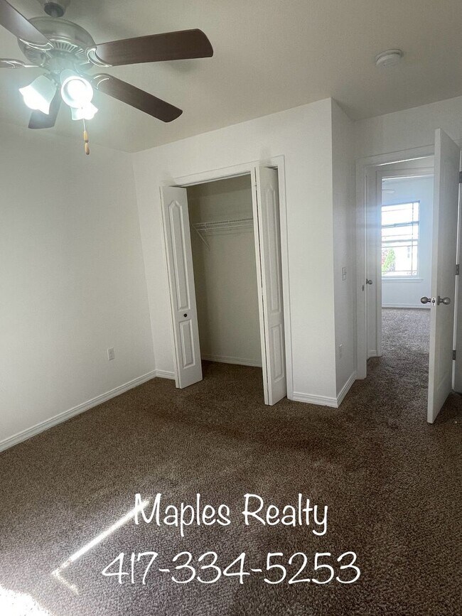 Building Photo - 3 Bedroom, 2 Bath Home for RENT in Hollist...