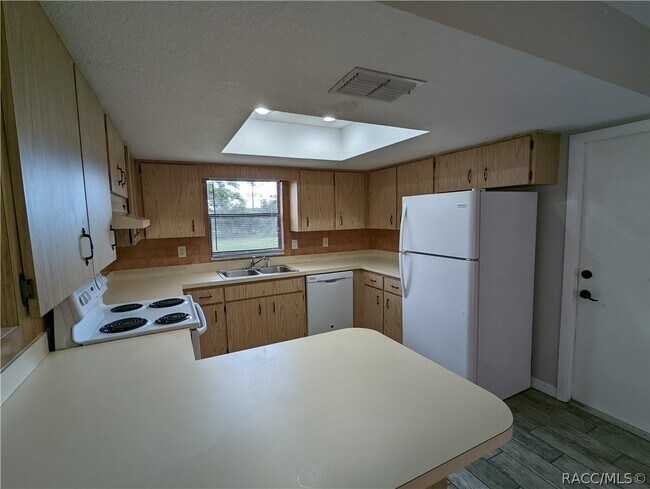 Foto del edificio - 5267 W Homosassa Trail