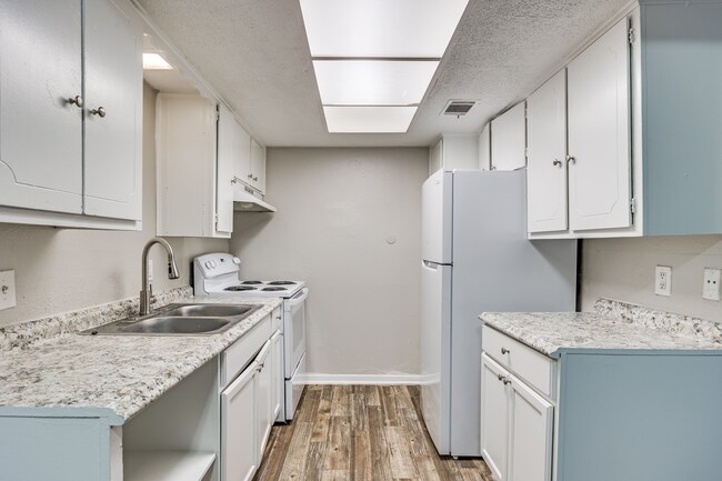 01 Copia de cocina.jpg - Hart House Apartments