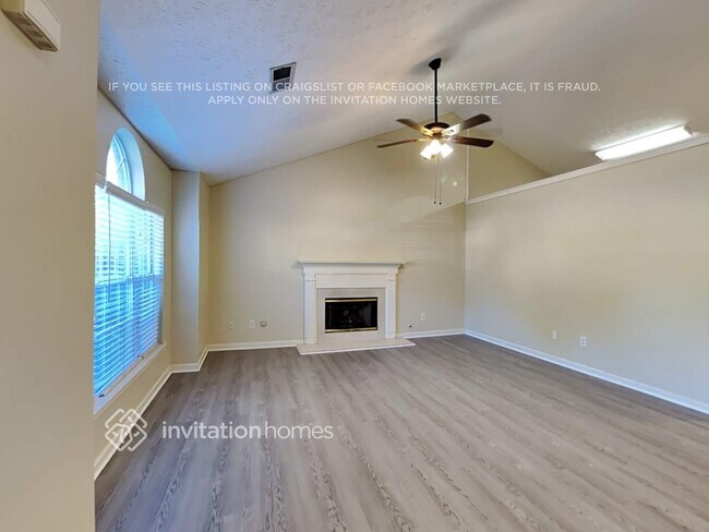 Foto del edificio - 1324 Wilkes Crest Ct
