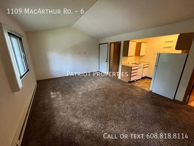 Building Photo - 1109 Mac Arthur Rd