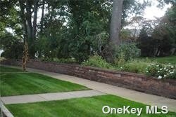 Foto del edificio - 409 Weymouth Ct