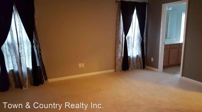 Building Photo - 5 br, 3 bath House - 517 Willow Thicket Ct