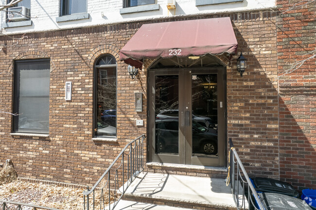 Entrance - 232 Park Ave