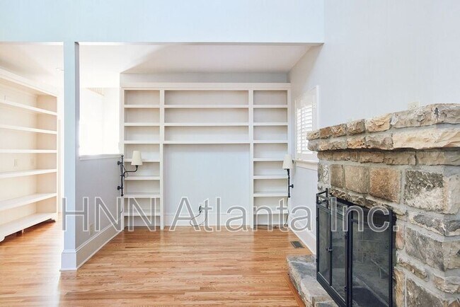 Foto del edificio - 1843 Butlers Ln