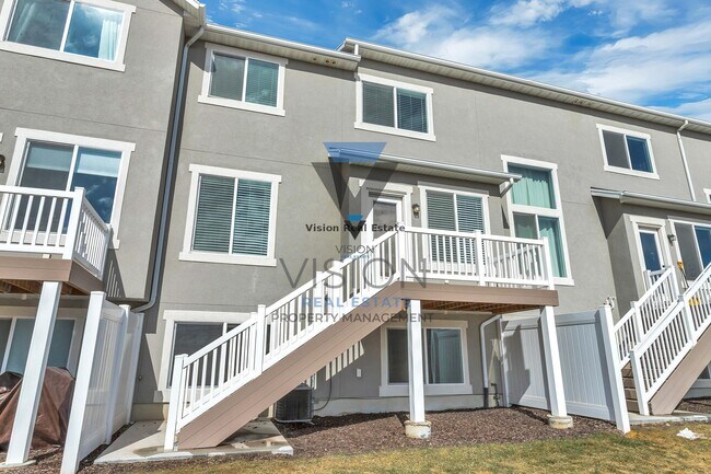 Building Photo - 1723 W Newcastle Ln