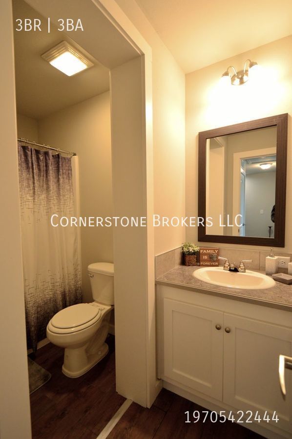 Foto del edificio - INTERIOR 3 BEDROOM UNIT_ NOW OFFERING NO U...