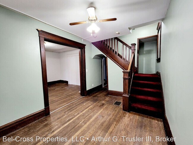 Foto del edificio - 5 br, 2 bath House - 400 Fife Avenue