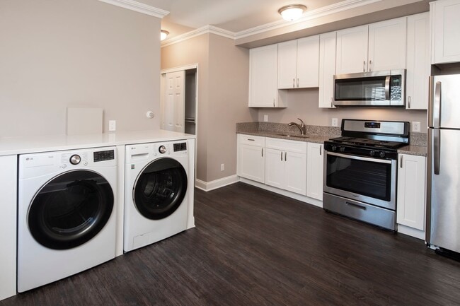 Foto del interior - The Cornerstone: Heat, Gas, Hot & Cold Water Included, Elevator, Cat & Dog Friendly