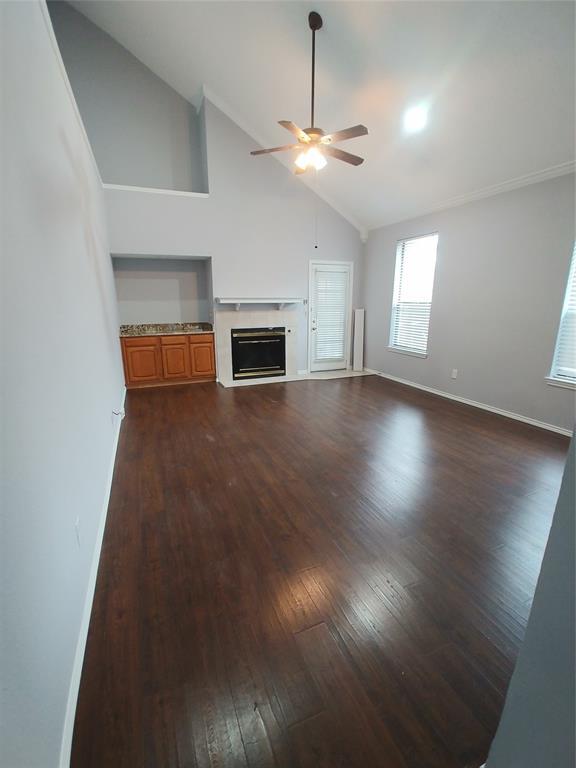 Foto del edificio - 2229 Greenview Dr