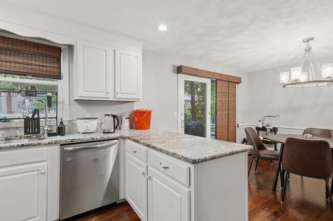 Foto del edificio - 852 Wellman Ave