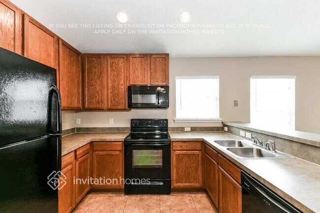Foto del edificio - 1068 Moosehead Dr