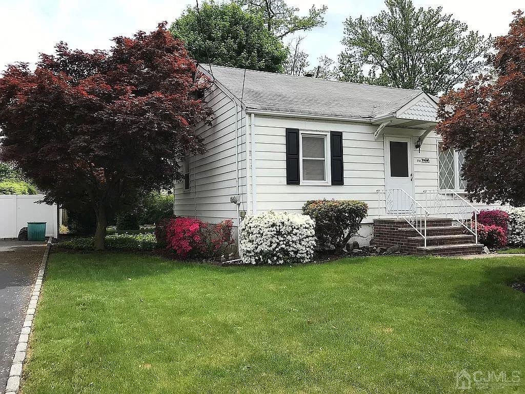 171 Oak Manor Pkwy, South Plainfield, NJ 07080 House Rental in South