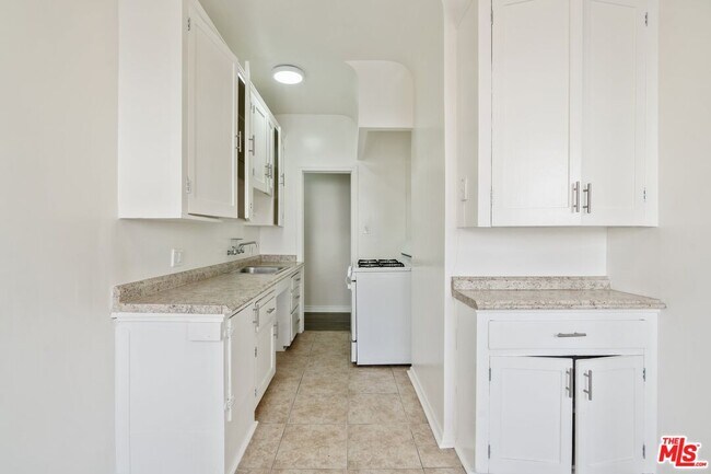 Building Photo - 4234 8th Ave