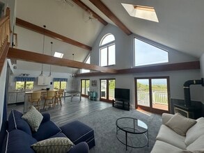 Building Photo - 204 Nubble Rd