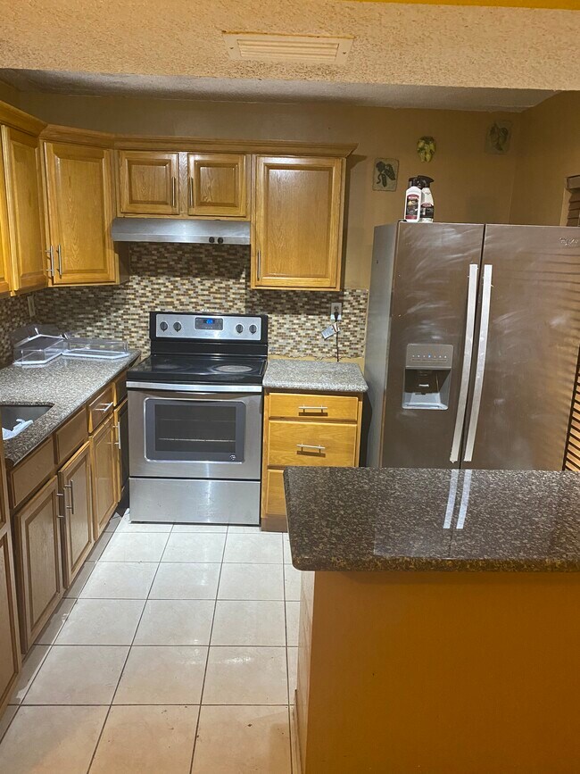 Foto del edificio - 20015 NE 3rd Ct