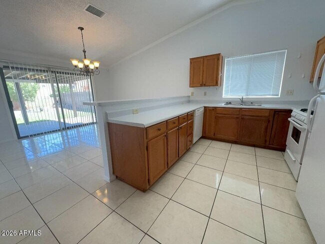 Foto del edificio - 3289 Black Hawk Dr