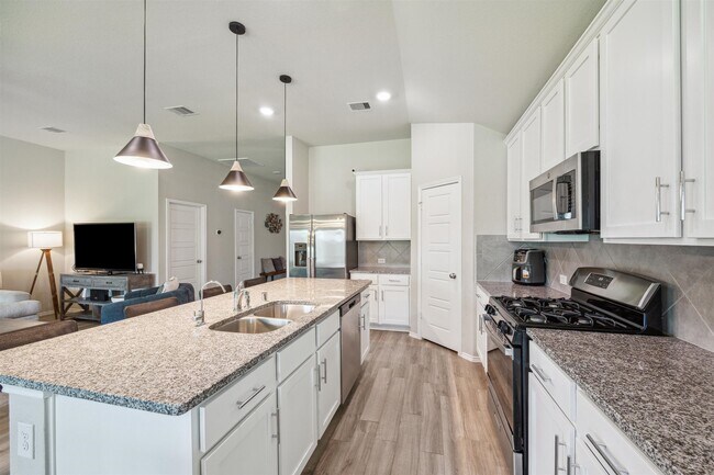 Foto del edificio - 6414 Fiddlewood Thicket Ln