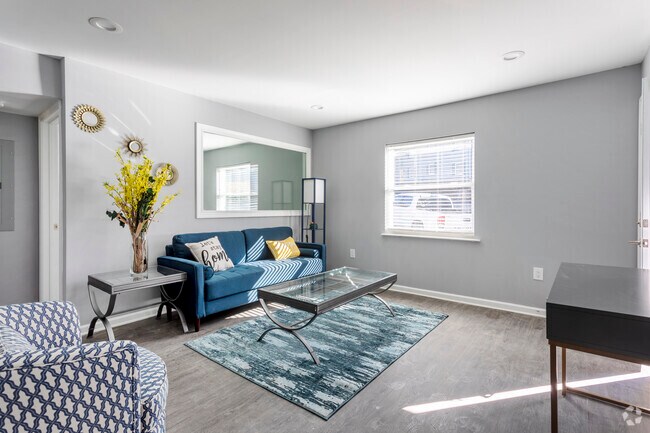 2HAB, 1BA - 850 ft² - Gardens at Park West