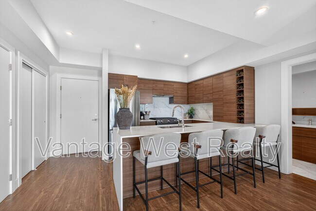 Photo du bâtiment - 1925-1925 Enterprise Way