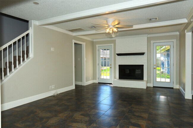Foto del edificio - 54 Staghorn Ct