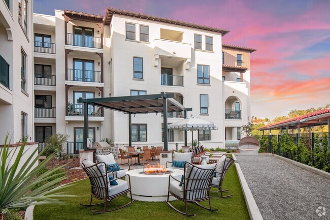 Everleigh San Clemente 55+ Apartment Homes