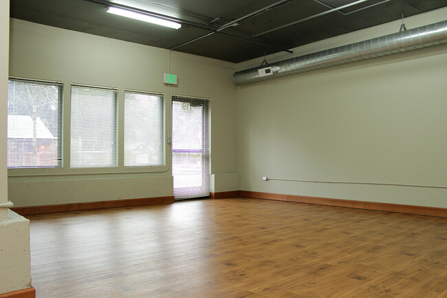 Interior Photo - seaside01