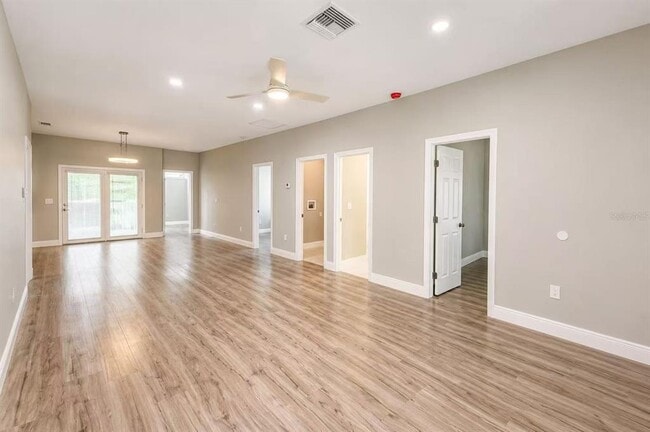 Photo - 3203 E Diana St (Tampa, FL) House