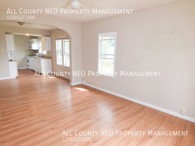 Building Photo - 1247 Grand Blvd