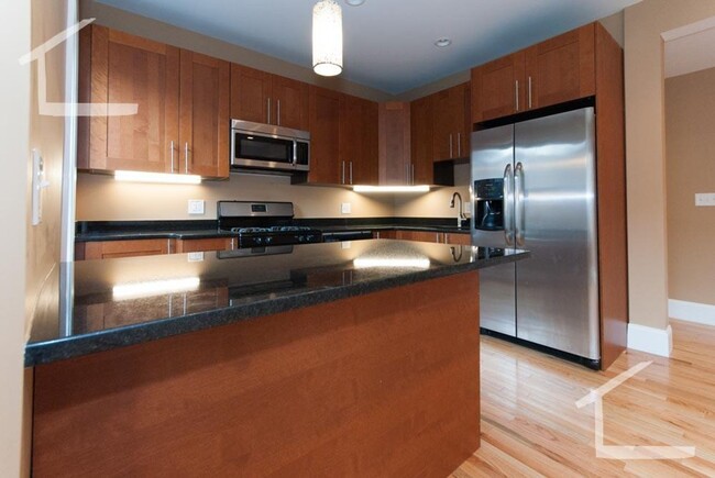 Foto del edificio - Gorgeous, Fully Renovated Brighton 5 Bed/2...