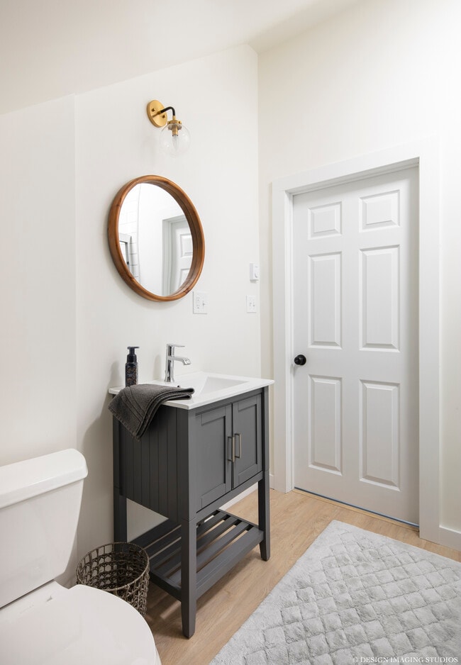 Bathroom - 181 Peace St
