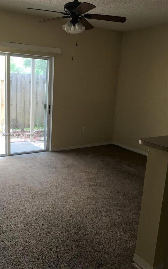 Foto del edificio - 2201 SE 24th Pl