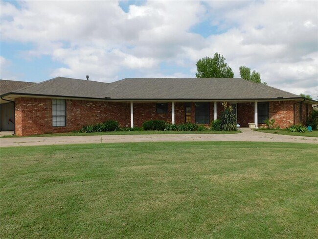 Building Photo - 8212 Harvest Hills Rd