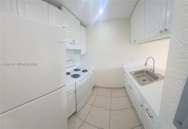 Foto del edificio - 19600 SW 110th Ct