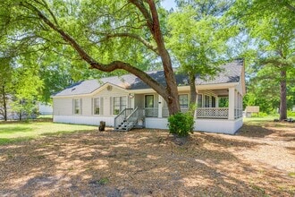 Building Photo - 114 Eagle Dr