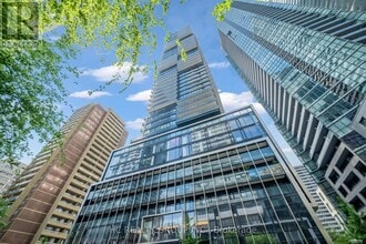 Building Photo - 55 Charles St E