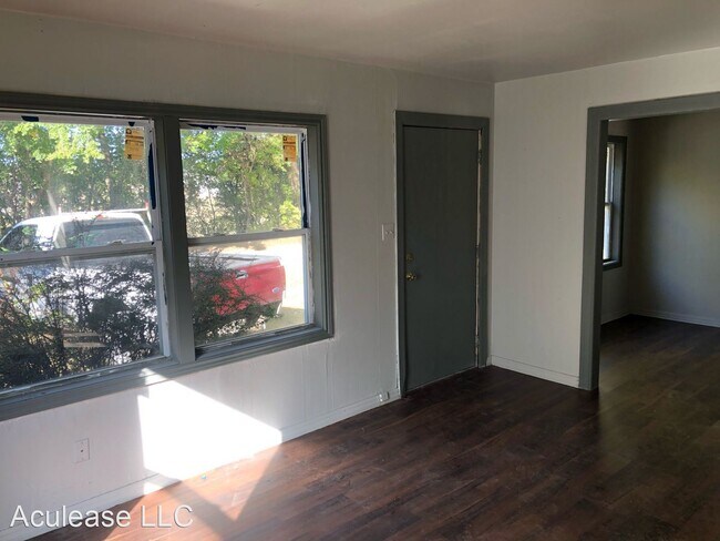 Building Photo - 1 br, 1 bath House - 421 SW 3rd