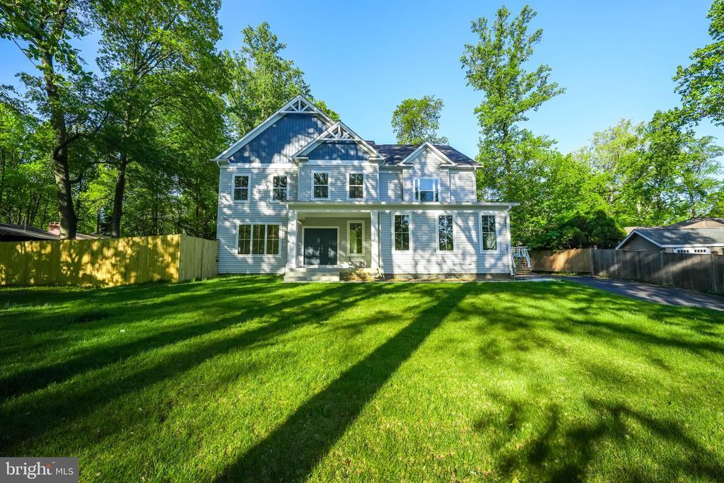 Foto principal - 5604 Clermont Dr