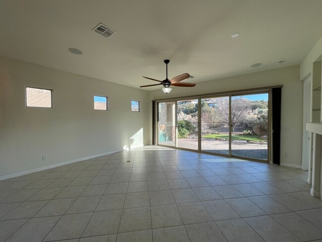Building Photo - APPLY NOW - 1615 Bonavista Place