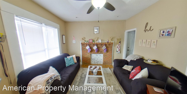 Foto del edificio - 3 br, 2 bath House - 620 Bluemont Ave