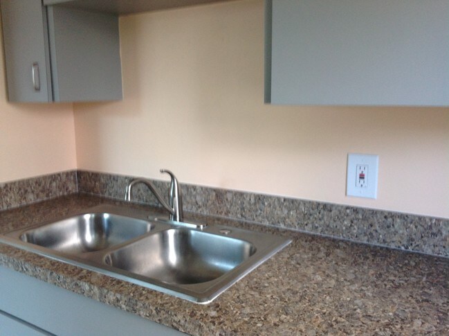 New counter - 320 3rd St N
